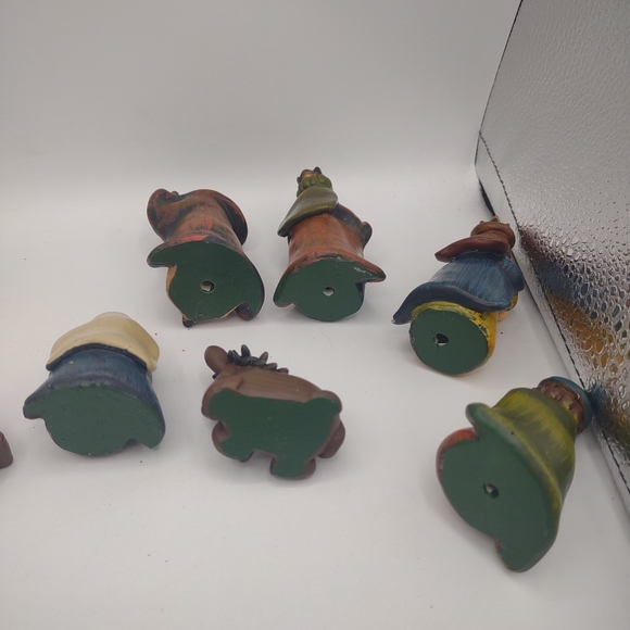 Vintage Xmas Nativity Scene 11 pieces Resin Figurines w Felt Applique Box - Picture 9 of 16